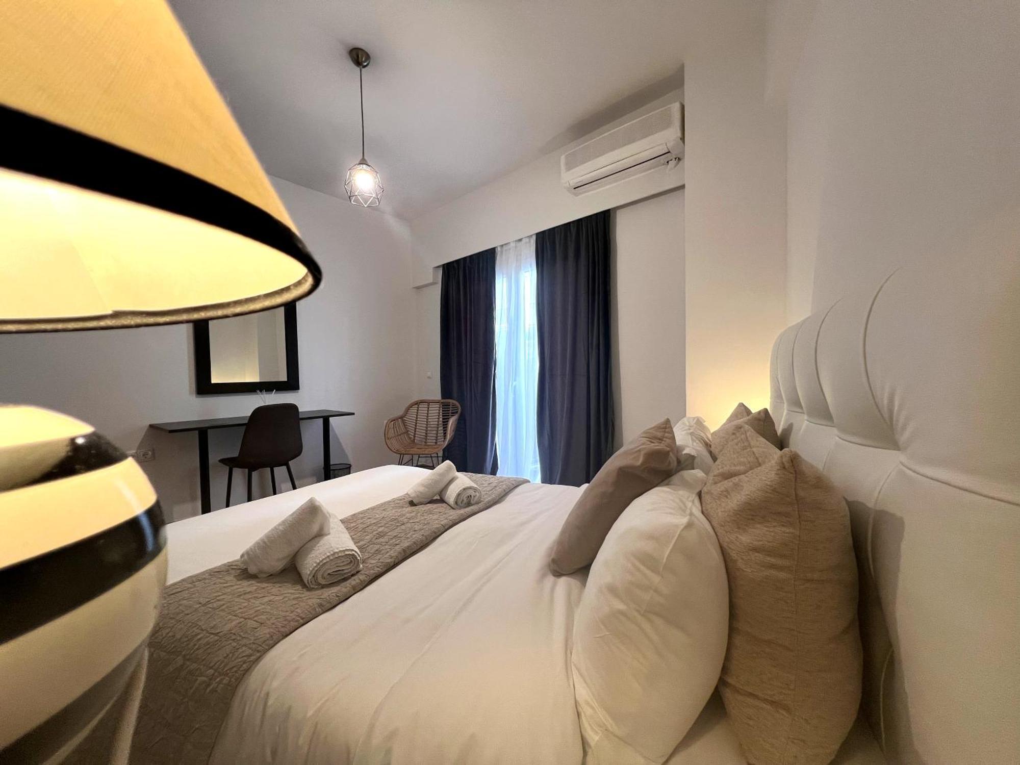 Allure Athens Urban Suites Exterior photo